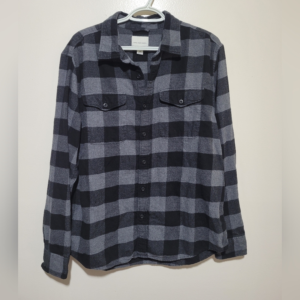 American Eagle Black and Gray Plaid Men's Shirt
